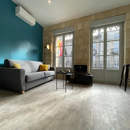 Climatises En Centre Apartment *
