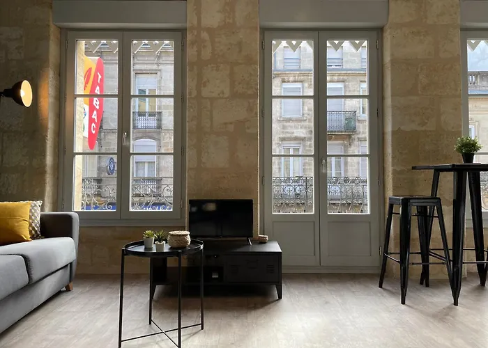 Climatises En Centre Apartment *