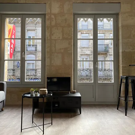 Climatises En Centre Apartment *